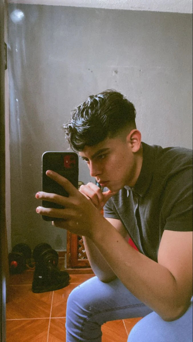 <em><strong>✔ Diego R. (Monterrey, México)</strong></em>
